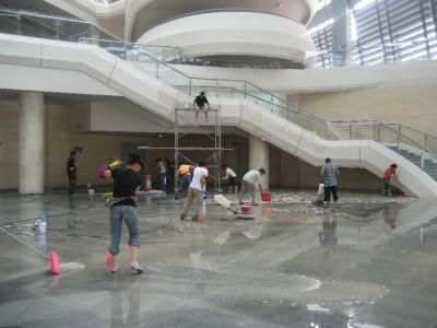 廣西南寧體育中心開荒清潔-南寧保潔公司、南寧清潔公司、地板打蠟、石材翻新